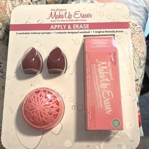 The Original Make Up Eraser SET